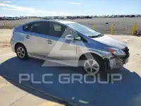 2015 Toyota PRIUS фото