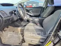 2015 Toyota PRIUS photo