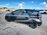 2015 Toyota PRIUS photo
