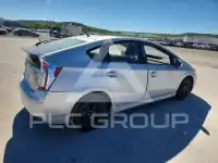 2015 Toyota PRIUS photo