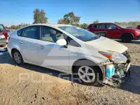 2015 Toyota PRIUS фото