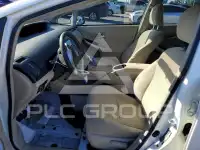 2015 Toyota PRIUS photo