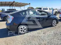 2015 Toyota PRIUS фото