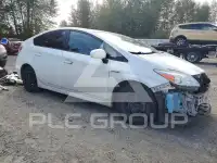 2015 Toyota PRIUS photo