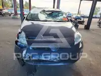 2015 Toyota PRIUS фото
