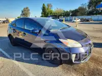 2015 Toyota PRIUS фото