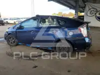 2015 Toyota PRIUS фото