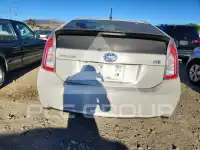 2015 Toyota PRIUS фото