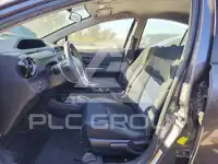 2015 Toyota PRIUS photo
