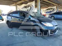 2015 Toyota PRIUS фото