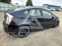 2015 Toyota PRIUS photo