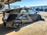 2015 Toyota PRIUS photo