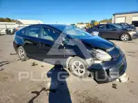 2015 Toyota PRIUS photo