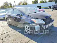 2015 Toyota PRIUS фото