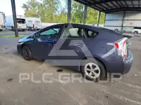 2015 Toyota PRIUS фото