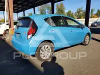 2015 Toyota PRIUS фото