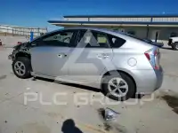 2015 Toyota PRIUS фото