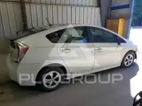 2015 Toyota PRIUS photo