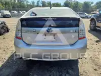 2015 Toyota PRIUS фото