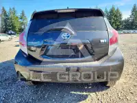 2015 Toyota PRIUS фото