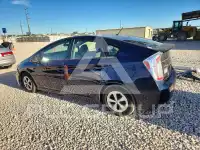 2015 Toyota PRIUS photo