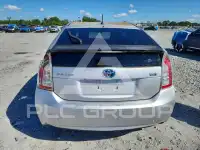 2015 Toyota PRIUS photo