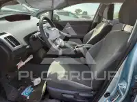 2015 Toyota PRIUS фото