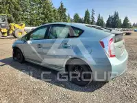 2015 Toyota PRIUS фото