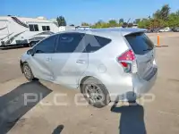 2015 Toyota PRIUS фото