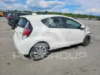 2015 Toyota PRIUS фото