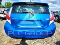 2015 Toyota PRIUS фото