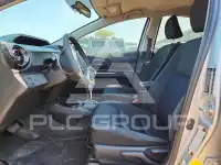 2015 Toyota PRIUS фото