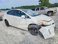 2015 Toyota PRIUS фото