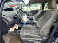 2015 Toyota PRIUS фото