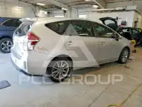 2015 Toyota PRIUS фото
