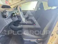 2015 Toyota PRIUS photo