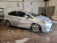 2015 Toyota PRIUS фото