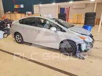 2015 Toyota PRIUS photo