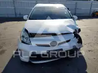 2015 Toyota PRIUS фото