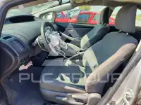 2015 Toyota PRIUS фото