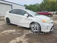 2015 Toyota PRIUS фото