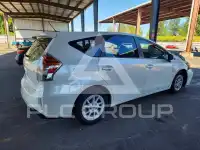 2015 Toyota PRIUS photo