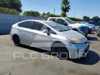 2015 Toyota PRIUS фото