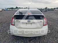 2015 Toyota PRIUS фото