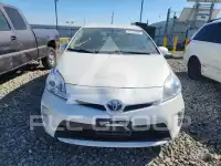 2015 Toyota PRIUS фото