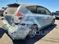 2015 Toyota PRIUS фото