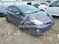 2015 Toyota PRIUS фото