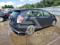 2015 Toyota PRIUS фото
