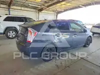 2015 Toyota PRIUS photo