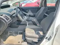 2015 Toyota PRIUS фото
